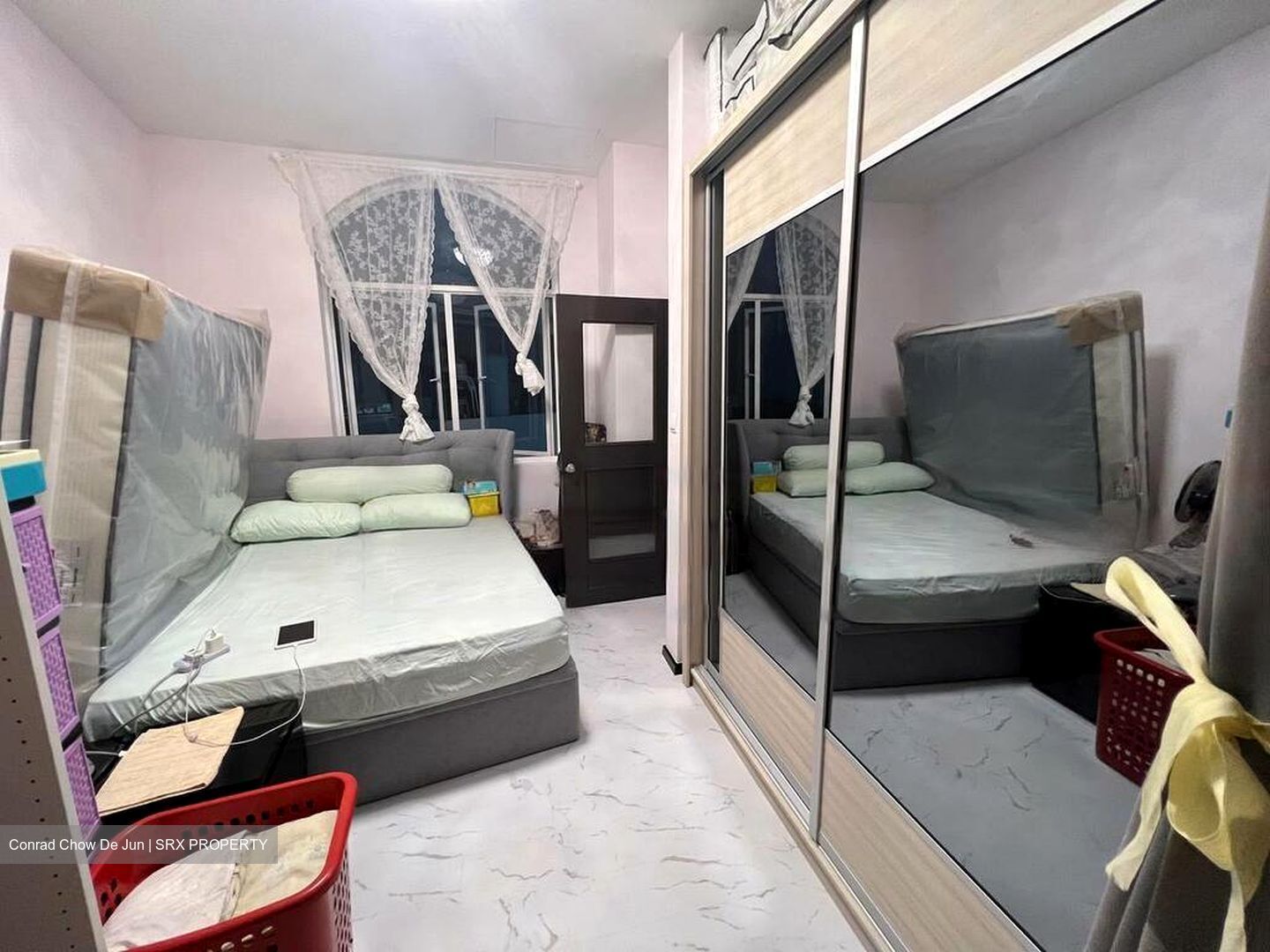 Elias Terrace (D18), Terrace #473006001